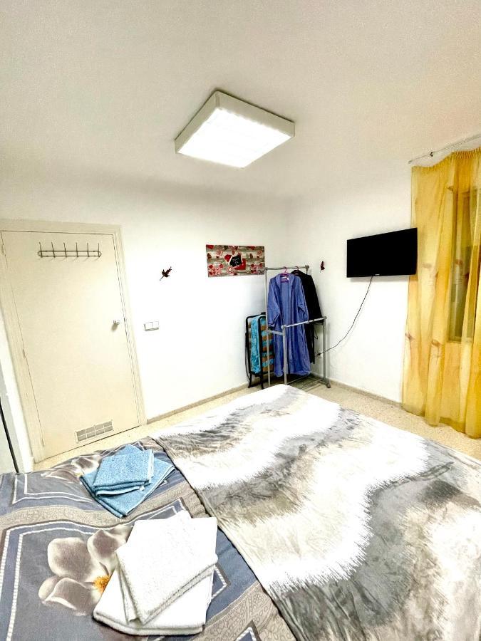 Las Habitaciones De Svetlana Alicante Exterior photo