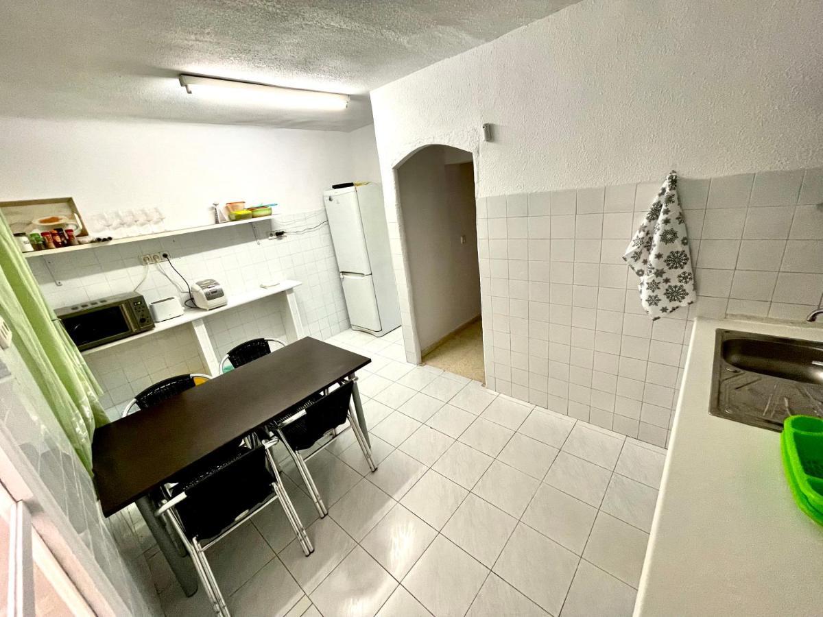 Las Habitaciones De Svetlana Alicante Exterior photo