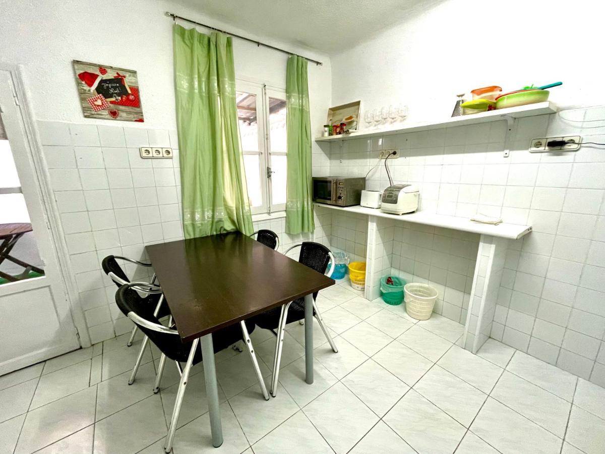 Las Habitaciones De Svetlana Alicante Exterior photo