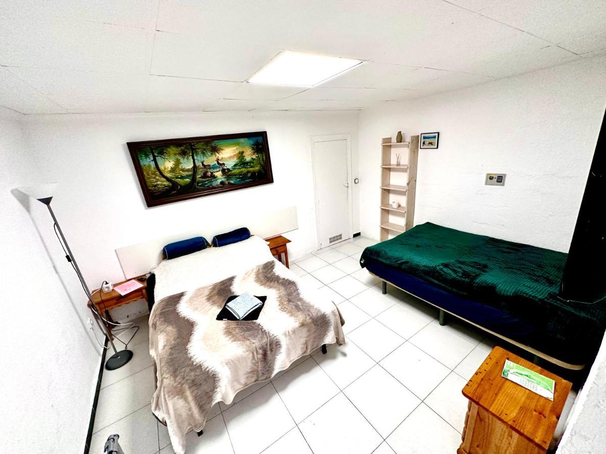 Las Habitaciones De Svetlana Alicante Exterior photo